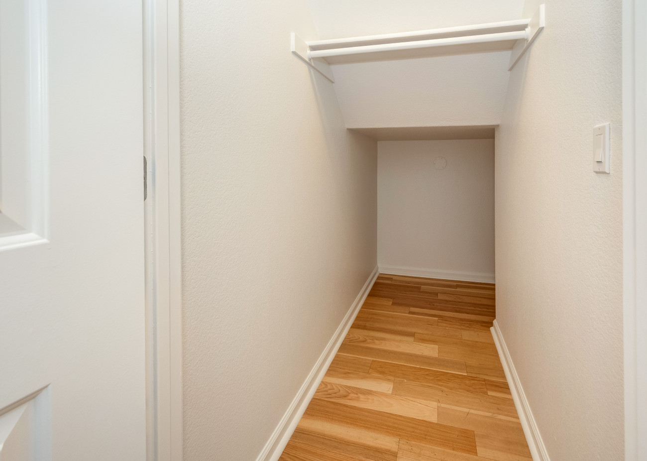 1652 Glenmore-25.jpg